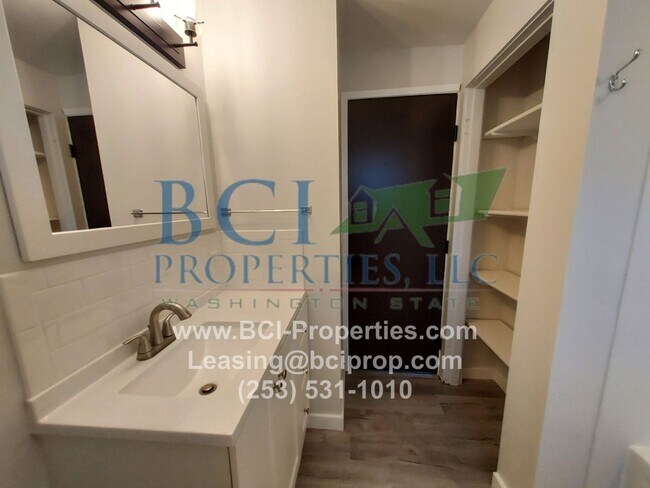 Building Photo - 8811 Forest Ave SW