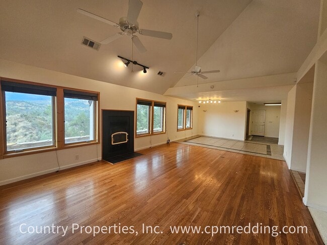 Building Photo - Back On Market! Amazing Short-Term Housing Opportunity in a Custom 4-Bedroom House!