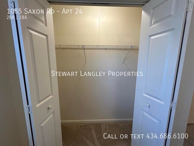 Building Photo - 1085 Saxon Rd