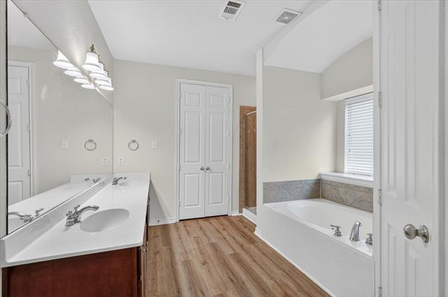 Building Photo - 11823 Eden Ln