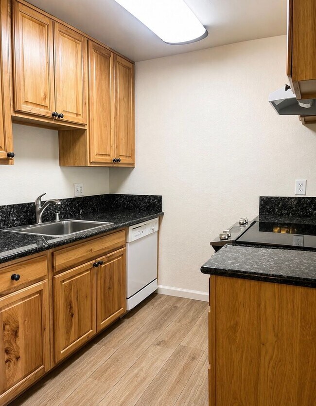Building Photo - 3519-3521 KOA Way