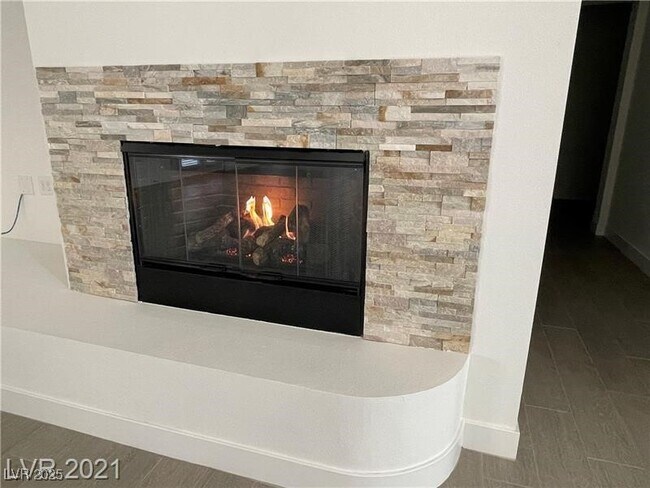 Building Photo - 6632 Rashelda Ct