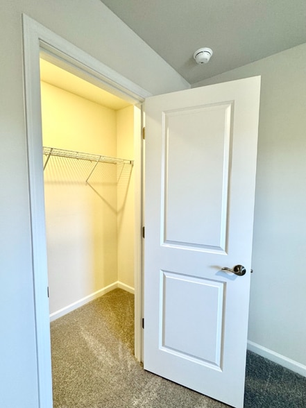 Building Photo - 1888 Pheasant Trce Cir