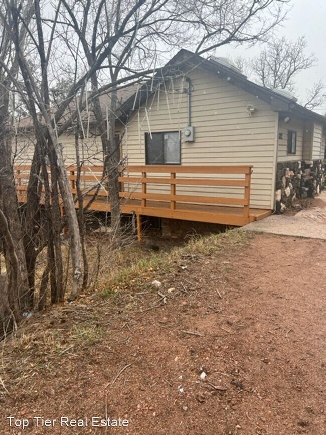 1 br, 1 bath House 822 Chipeta Road 822 Chipeta Rd Manitou Springs