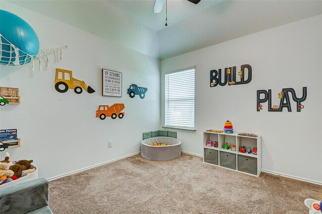 Building Photo - 26022 Steele Flower Dr