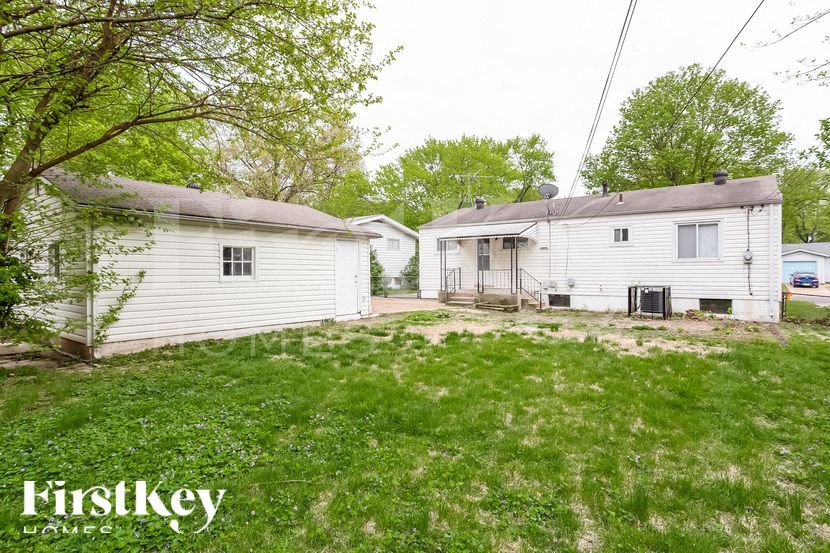 Building Photo - 1095 Ozment Dr