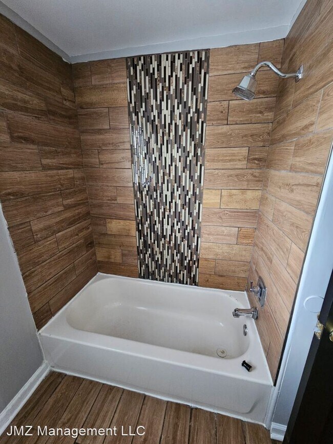 Building Photo - 2 br, 1.5 bath House - 27608 Evelyn