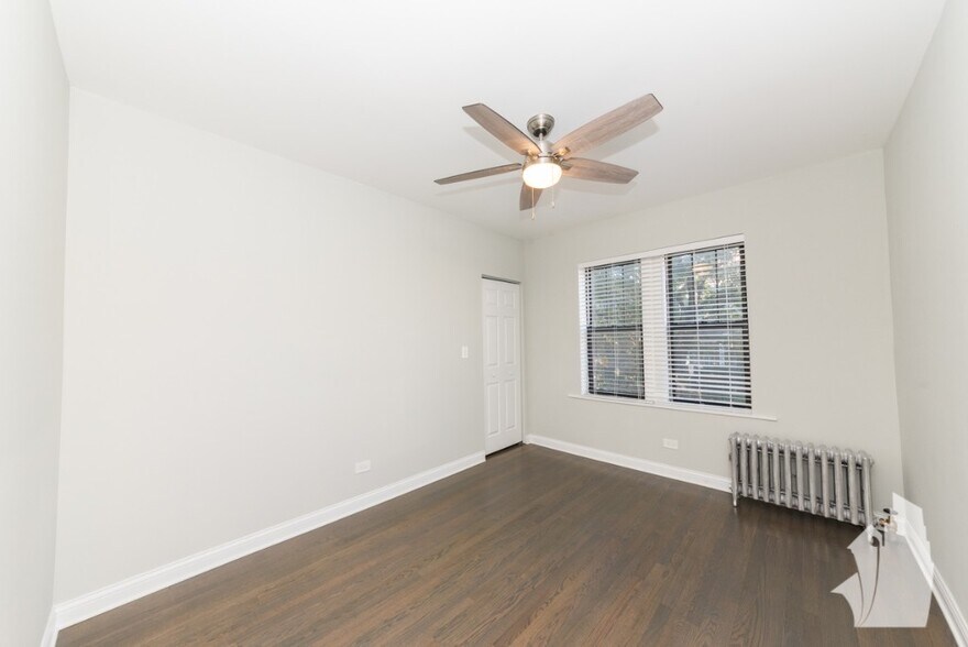 Building Photo - 4547 N Leavitt St