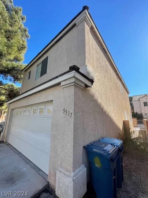 Building Photo - 5537 Smoke Signal Ave