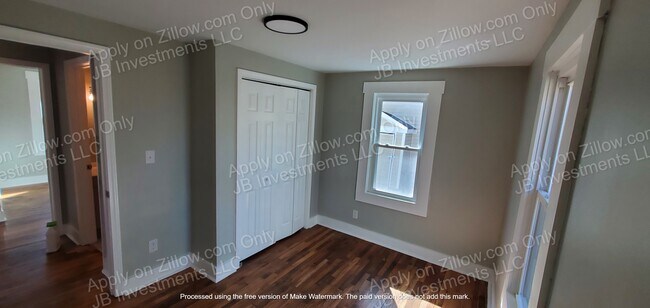 Building Photo - 1911 E Watauga Ave