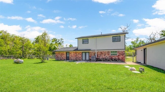 Building Photo - 2708 County Rd 686