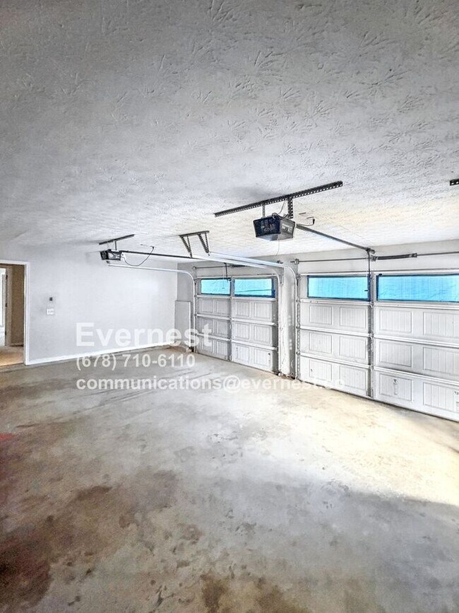 Building Photo - SPECIAL OFFER!  Limited Time Special Offer...