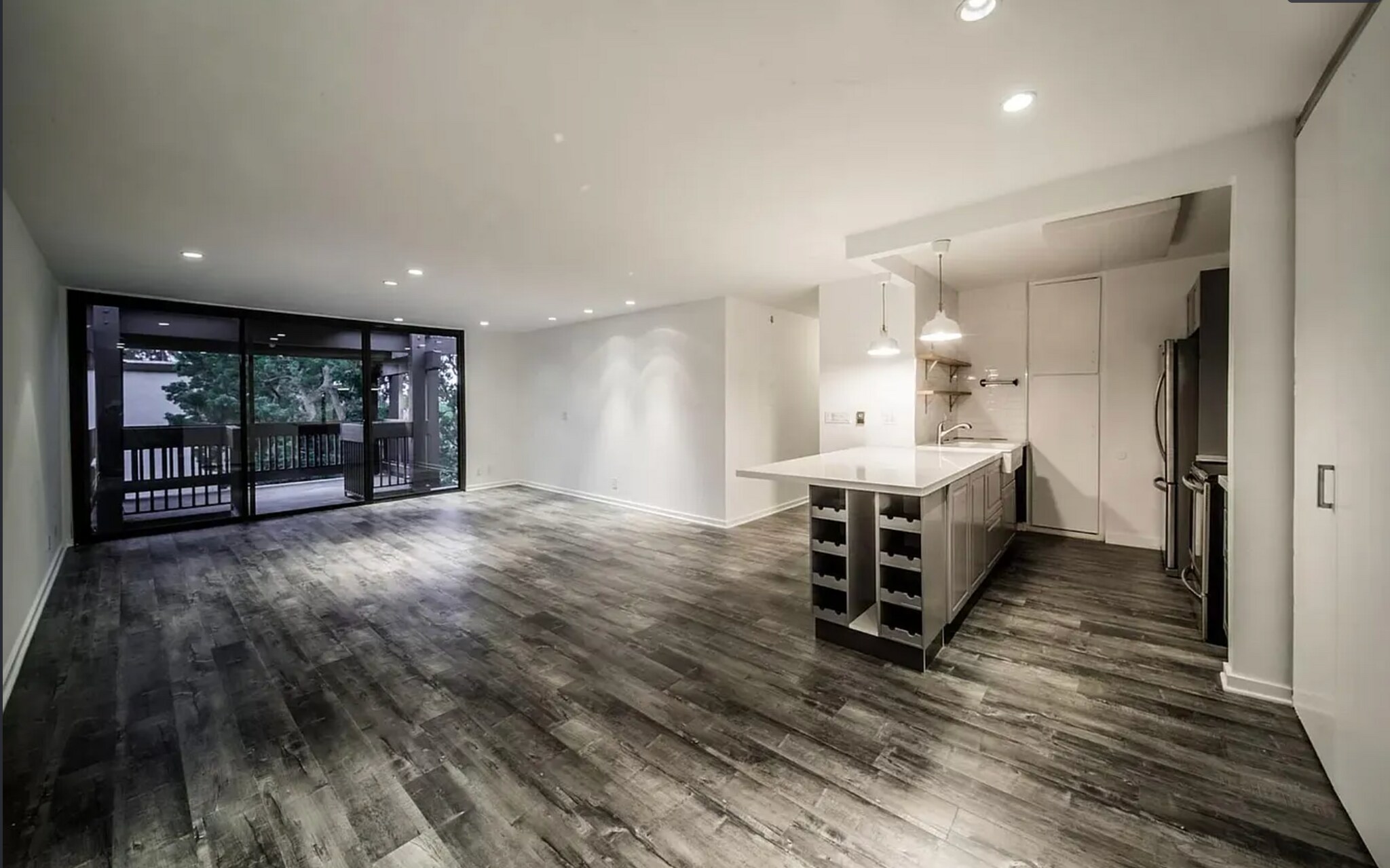 Building Photo - 7777 W 91st St