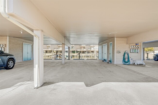 Building Photo - 3663 E NASA Pkwy