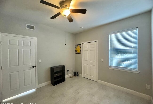 Building Photo - 2 Bedroom, 2 Bath, 1st Floor Condo in Lakes at Viera