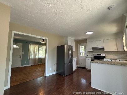 Building Photo - 283 Channing Dr