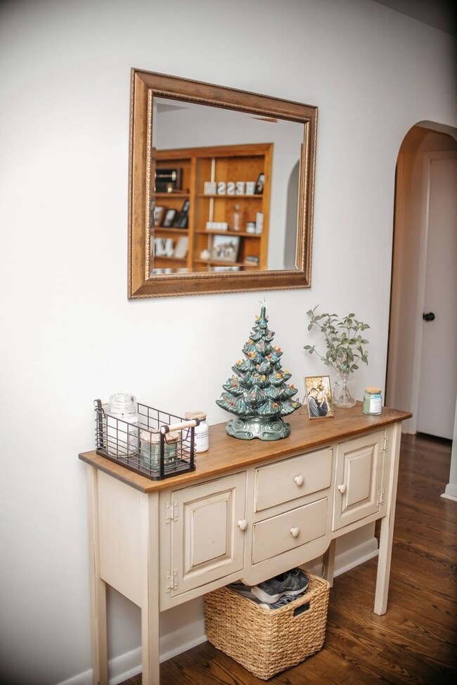 Building Photo - 130 N Grant St