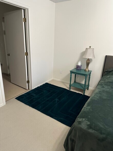 Building Photo - 15 Farewell Ave