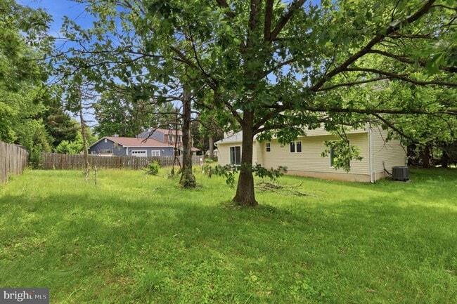 Building Photo - 9113 Bramble Bush Ct