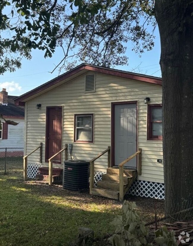 Building Photo - Single Family Ranch near Park Circle