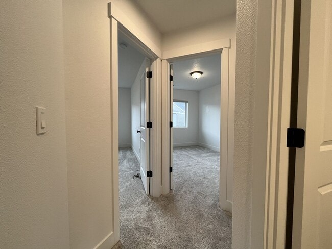 Building Photo - Modern 2022-Built 3-Bedroom Home with Open Layout, Entertainer’s Kitchen. Near Parks & Playgrounds