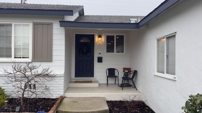 Building Photo - 3 Bedroom | 2 Bathroom | Single-Family Home in Arden-Arcade