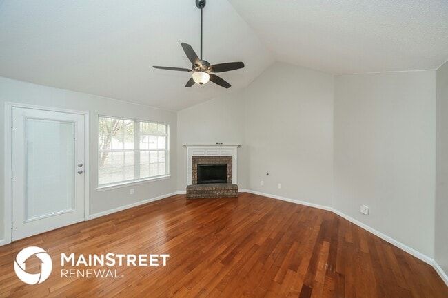 Building Photo - 3018 Caitlynn Circle S