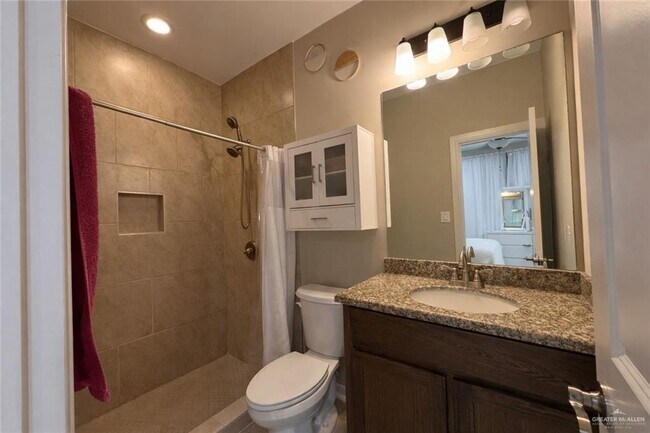 Building Photo - 23 N Soñador Dr