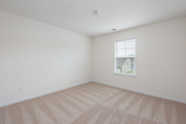 Building Photo - 112 Kaley Ln