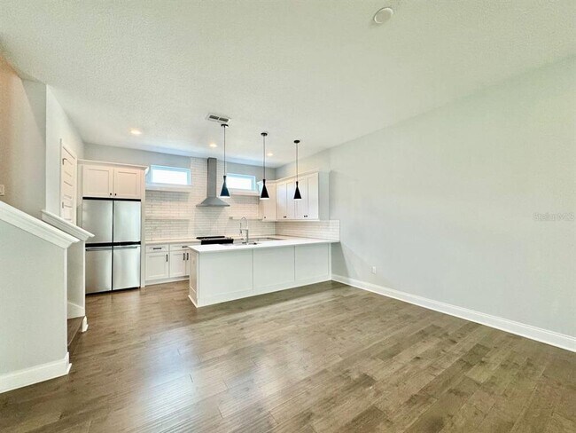 Building Photo - 4215 W North A St