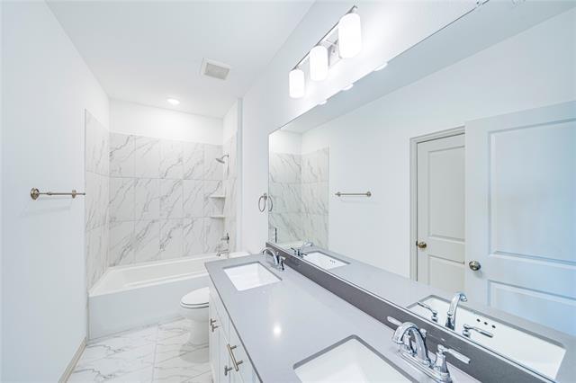 Building Photo - 8888 Samara St