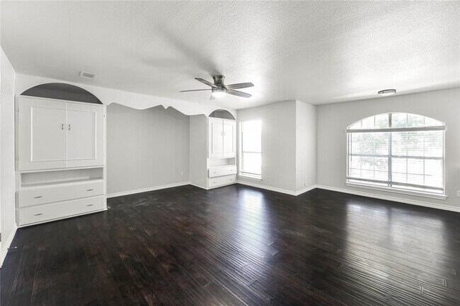 Building Photo - 1108 Gazania Dr