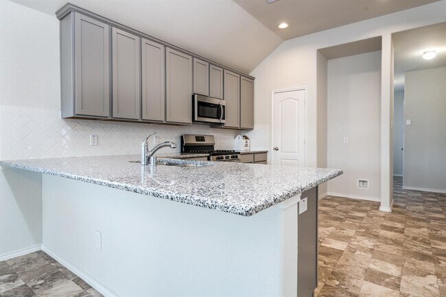Building Photo - 40354 Bay Warbler Wy