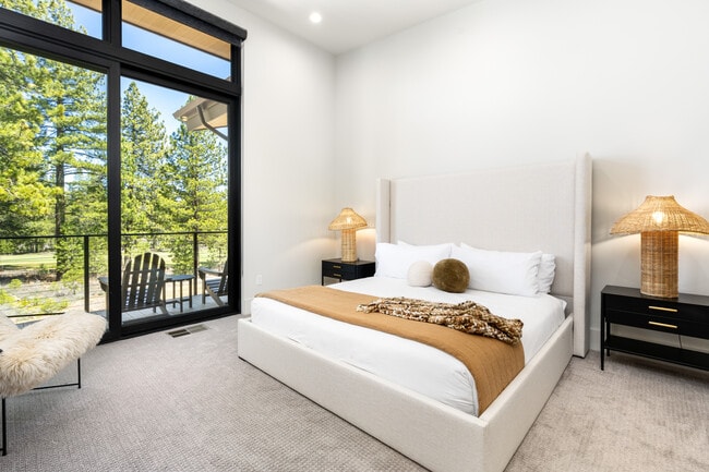 Building Photo - 10131 Jake's Wy