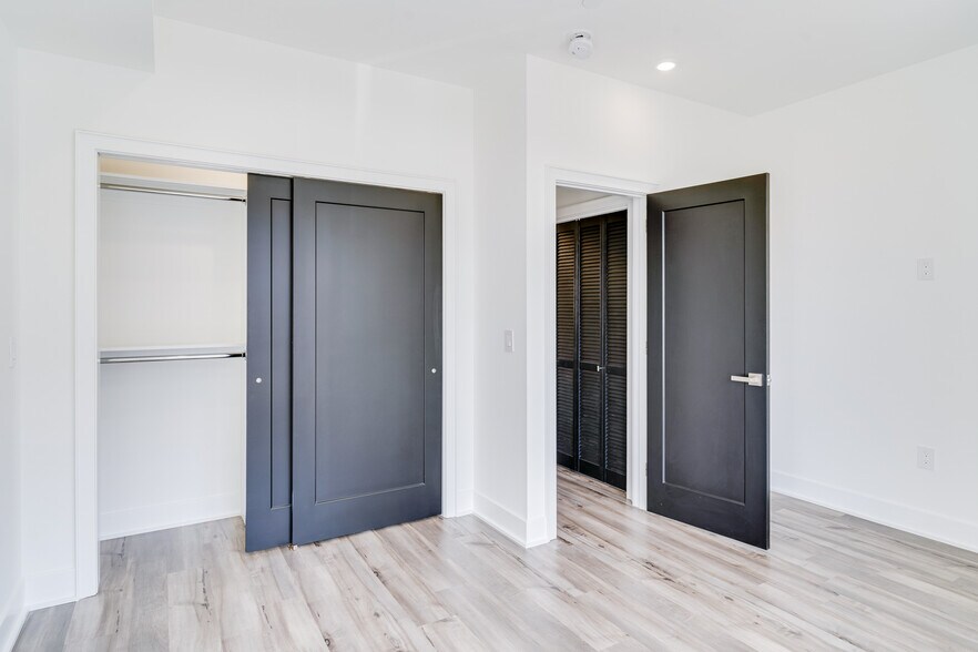 Building Photo - 2603 E Boston St