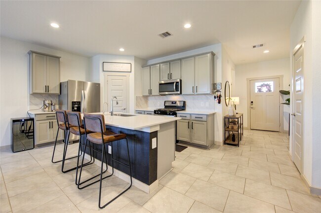 Building Photo - 3902 Elk Crk Ct