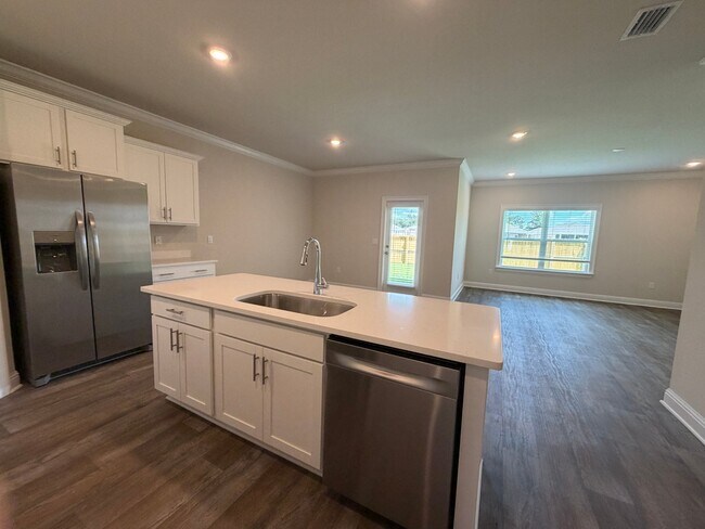 Building Photo - 14578 Dalton Cir