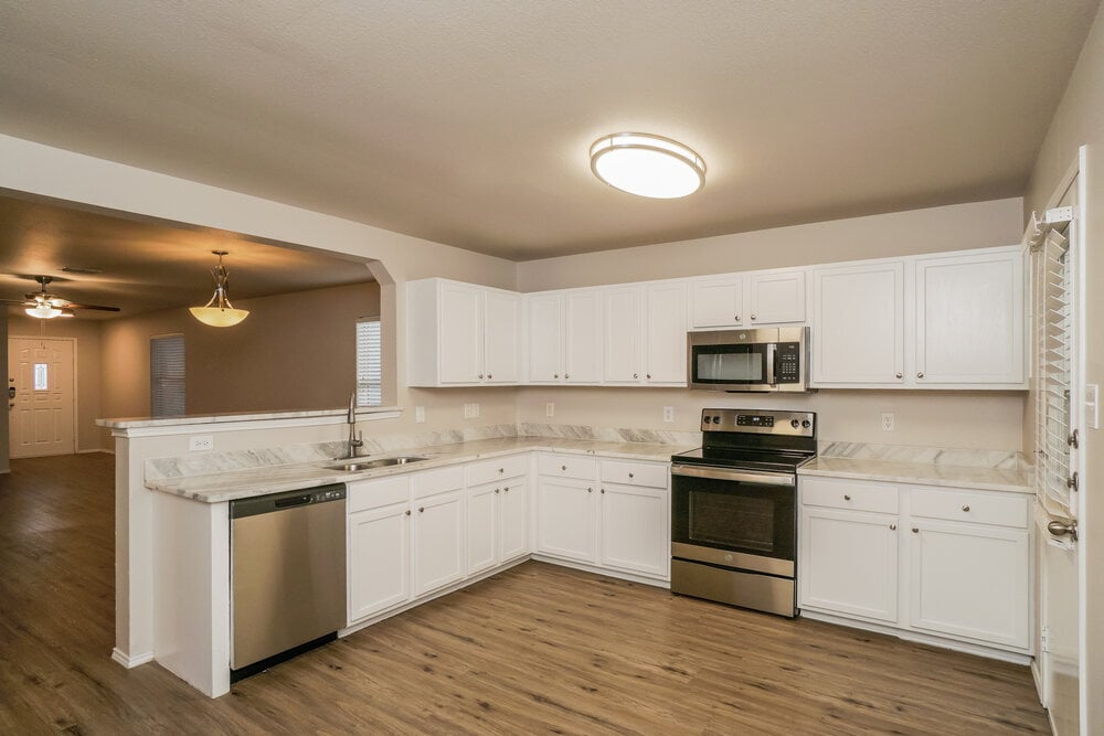 Building Photo - 120 Bay Willow