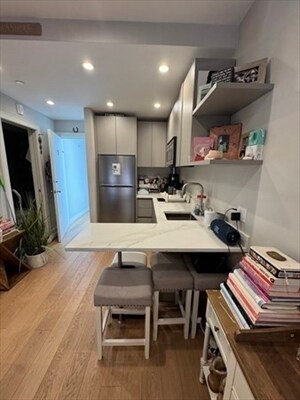 Building Photo - 267 Newbury St