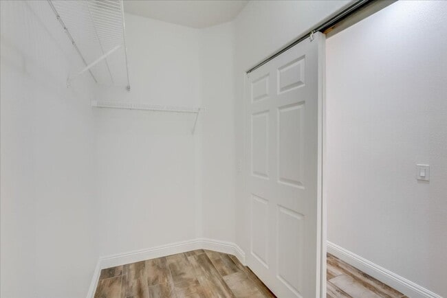 Building Photo - 10948 Positano St