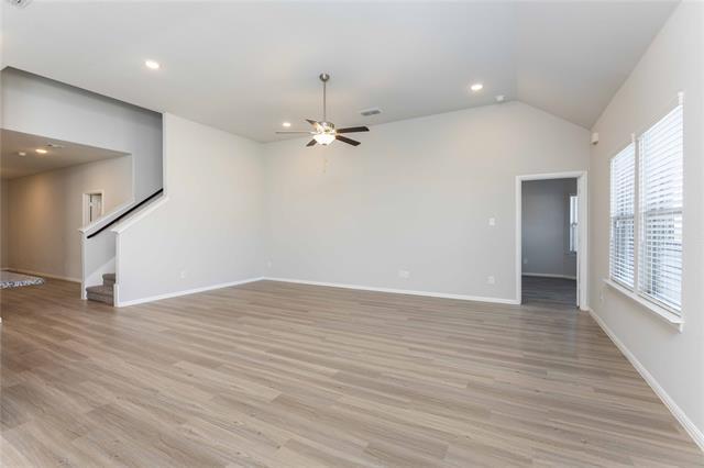 Building Photo - 219 Crescent Ave