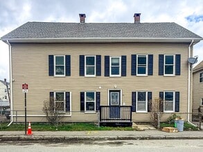 Building Photo - 18 Ellsworth St