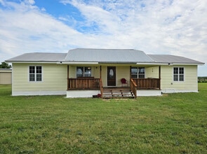 Building Photo - 1229 Co Rd 420