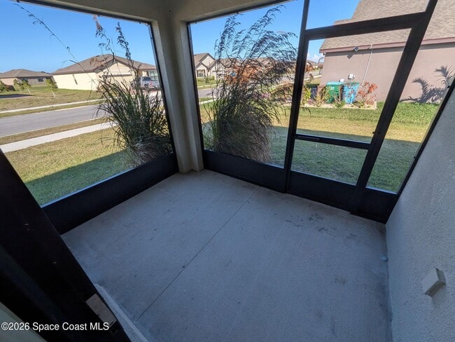 Building Photo - 6694 Topaz Dr