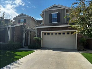 Building Photo - 886 E Weeping Willow Dr