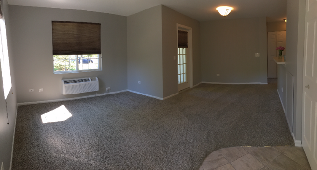 Building Photo - 815 Silverstone Dr