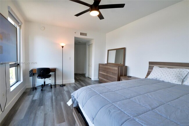 Building Photo - 110 N Federal Hwy