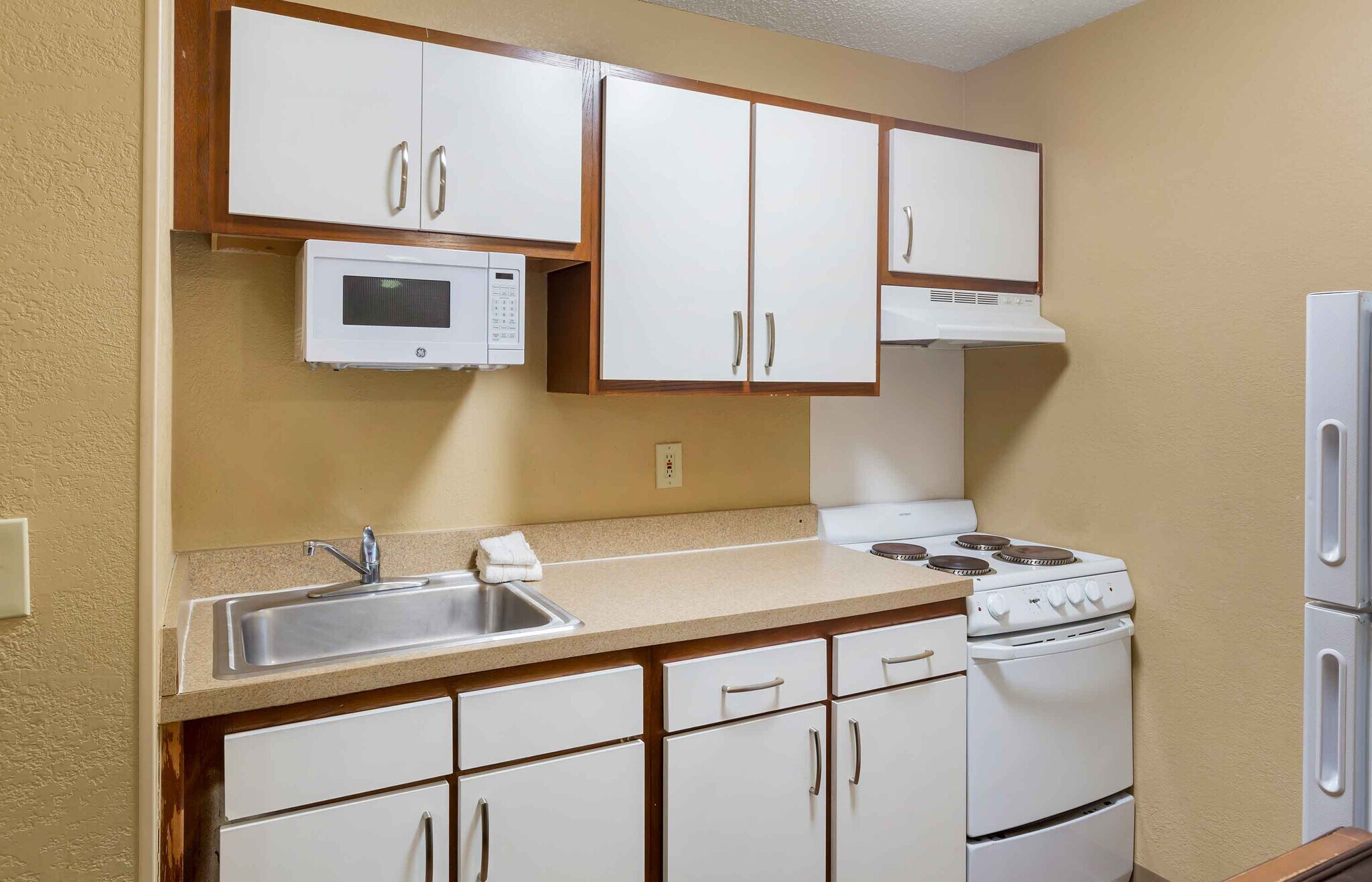 Building Photo - Furnished Studio-Raleigh - North Raleigh - Wake Towne Drive