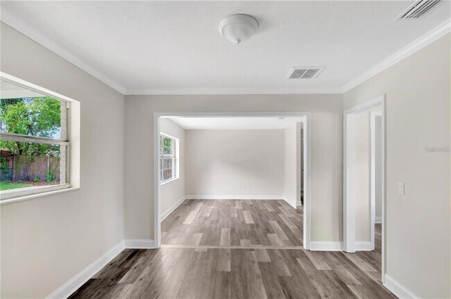 Building Photo - 3508 Westfield Dr