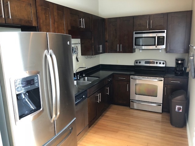 Building Photo - 1 Bedroom, 1 Bathroom Condo w/ Secure Parking Garage - Walk to Vandy, Belmont & Hillsboro Village